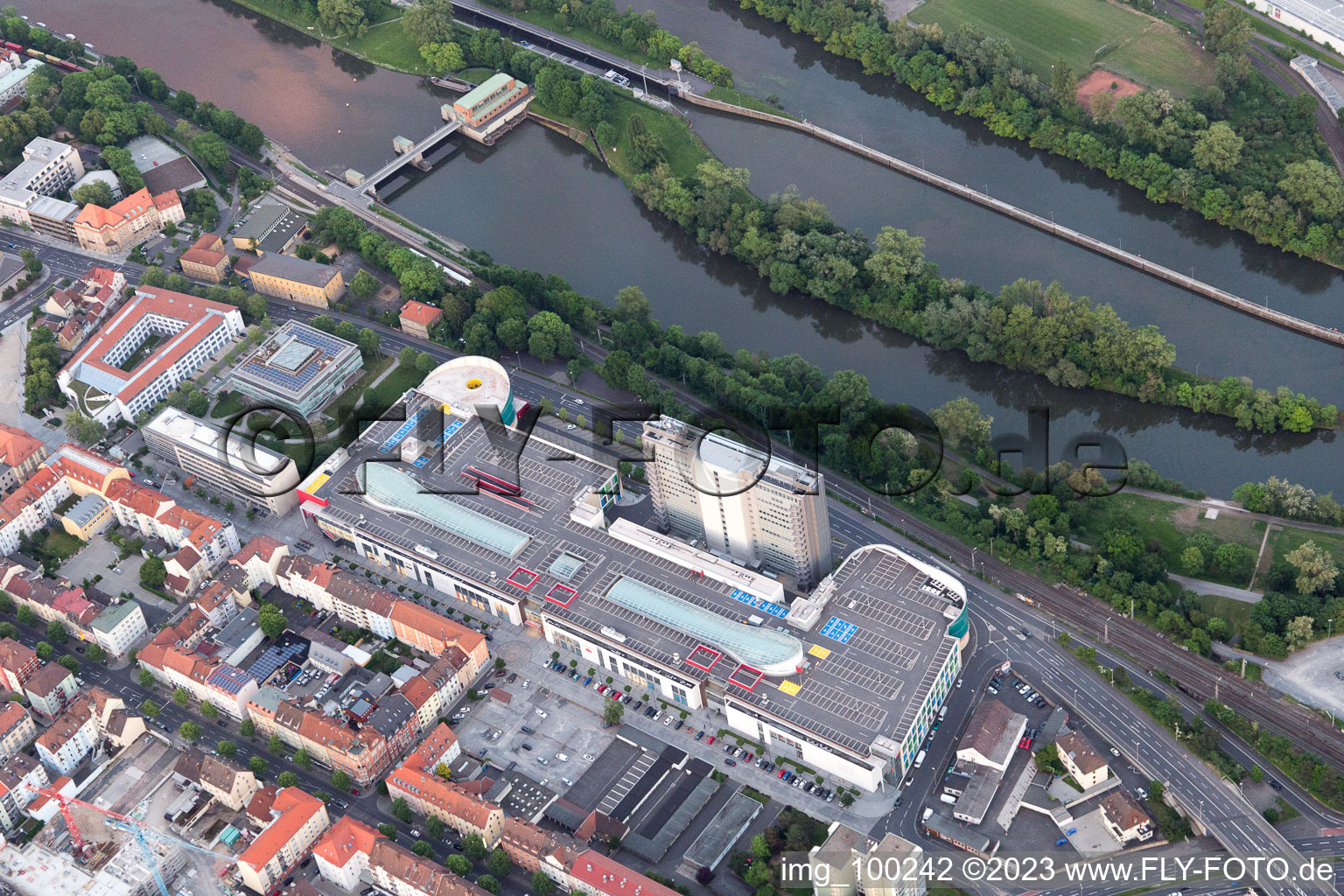 Schweinfurt im Bundesland Bayern, Deutschland aus der Drohnenperspektive