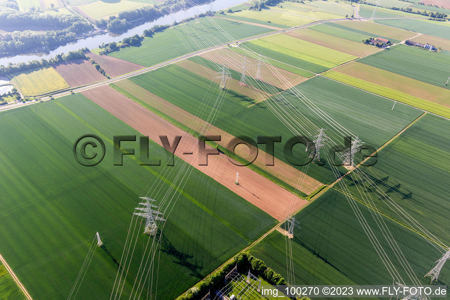 Grafenrheinfeld KKG im Bundesland Bayern, Deutschland aus der Drohnenperspektive