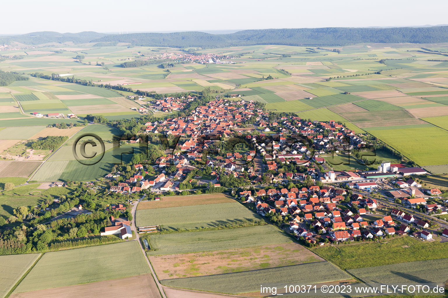 Luftaufnahme von Atzhausen im Bundesland Bayern, Deutschland