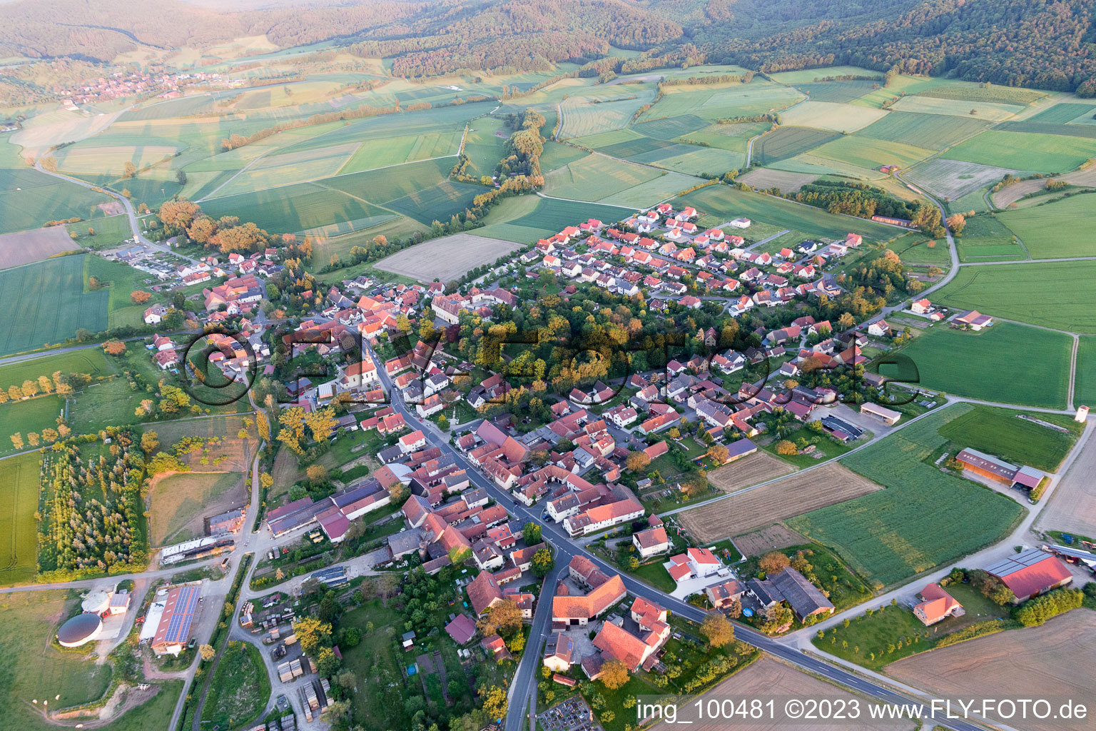 Luftbild von Oberschwappach im Bundesland Bayern, Deutschland