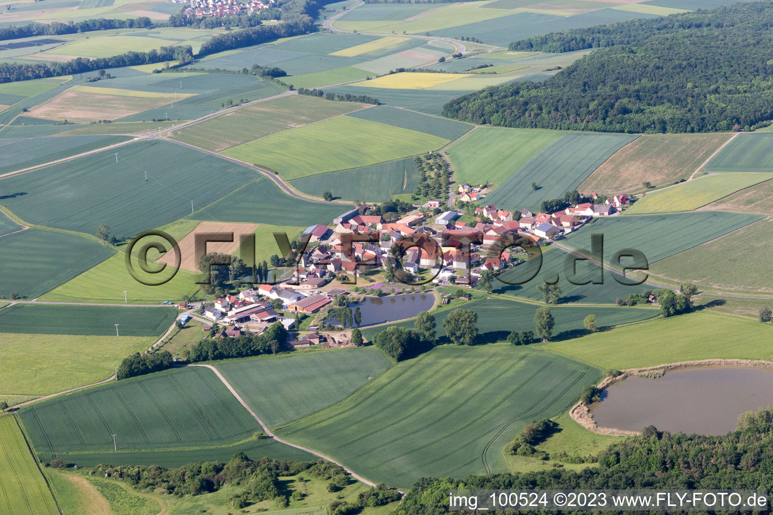 Donnersdorf im Bundesland Bayern, Deutschland aus der Luft