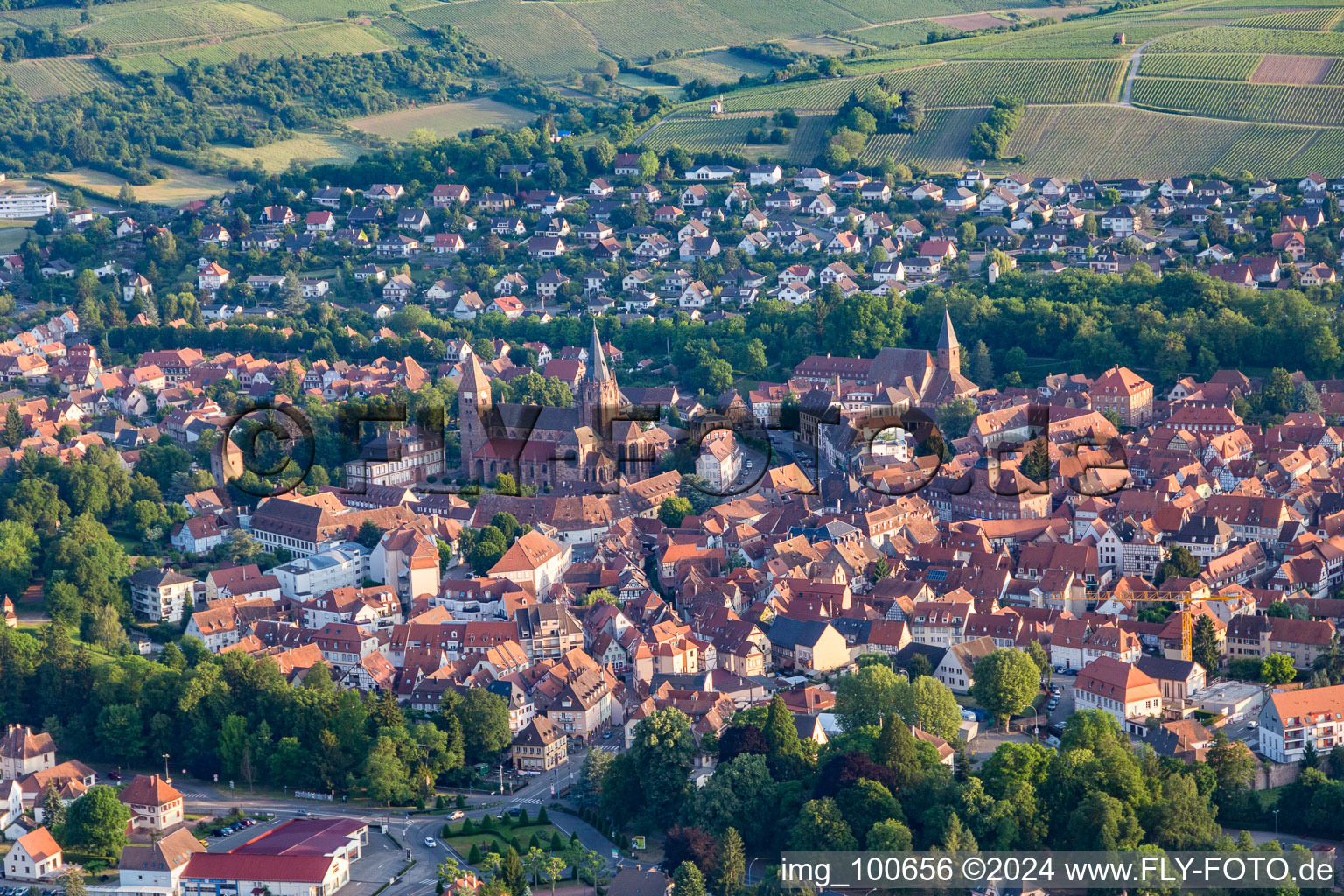 Altenstadt im Bundesland Bas-Rhin, Frankreich aus der Luft