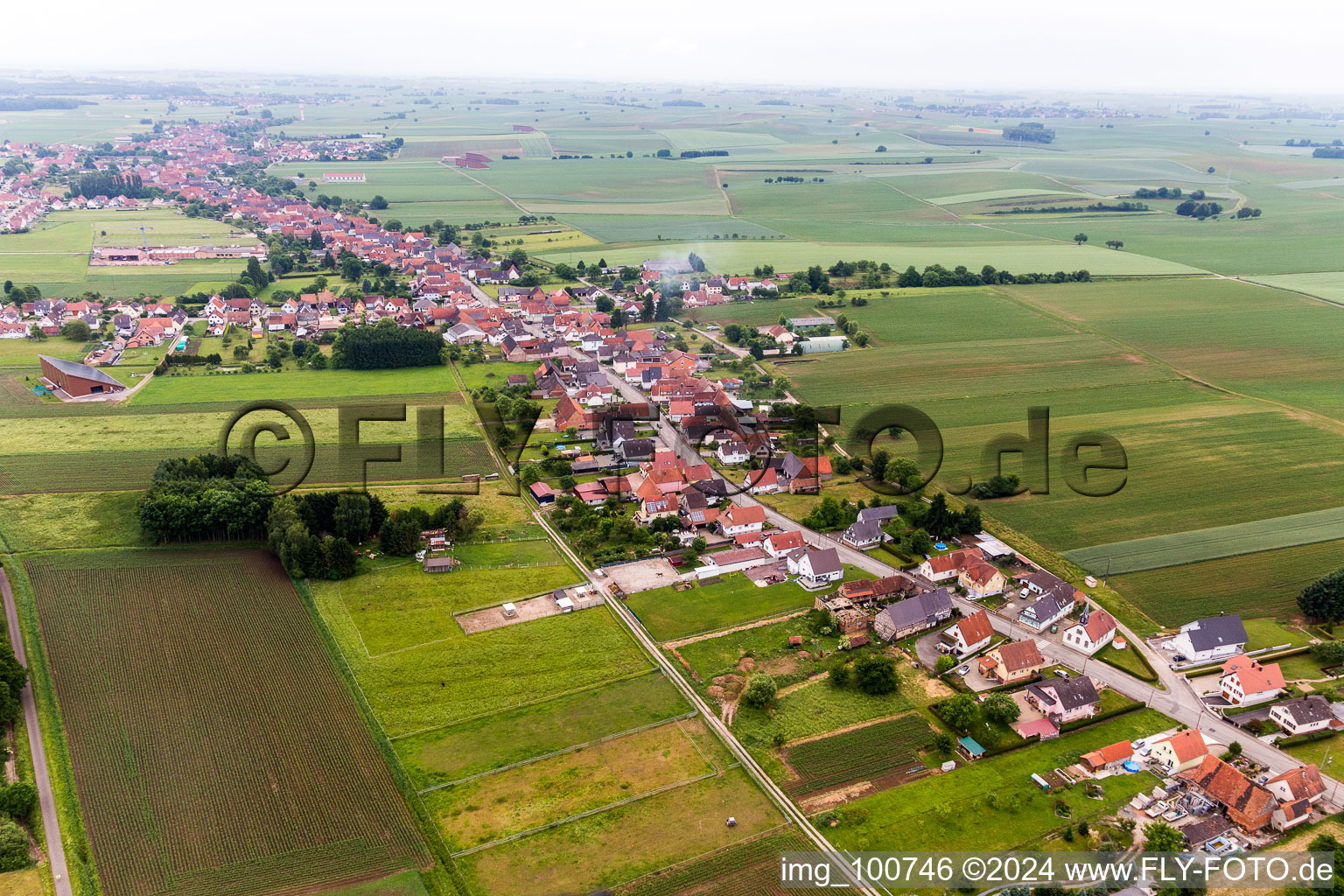 Längstes Dorf des Elsaß in Schleithal in Grand Est im Bundesland Bas-Rhin, Frankreich
