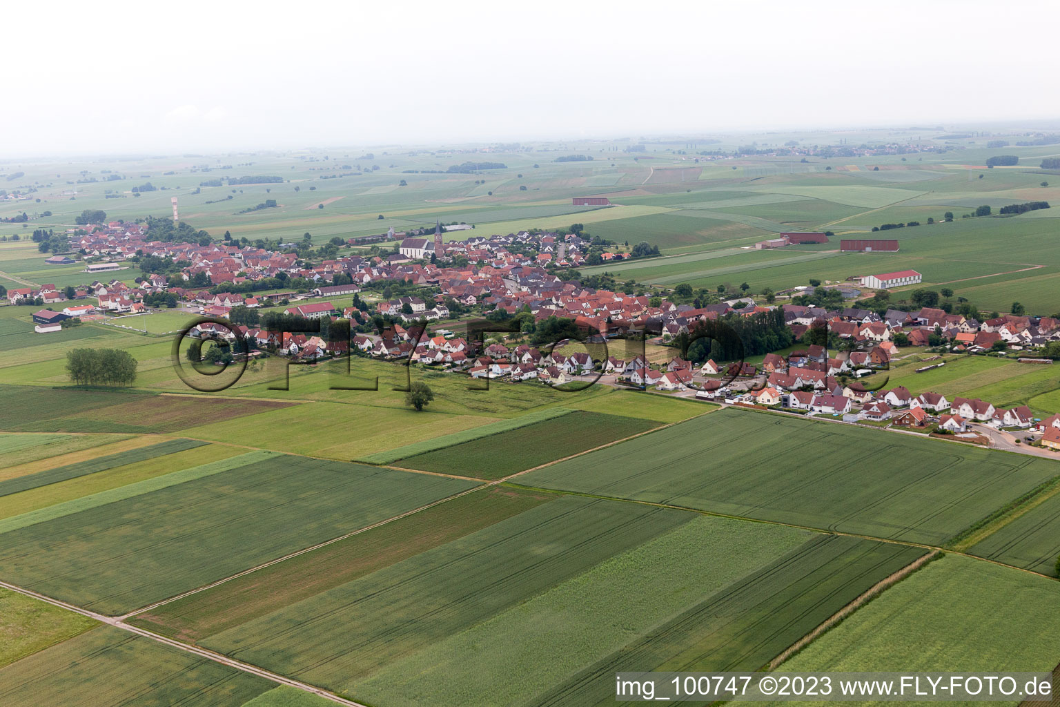 Schleithal im Bundesland Bas-Rhin, Frankreich von oben gesehen