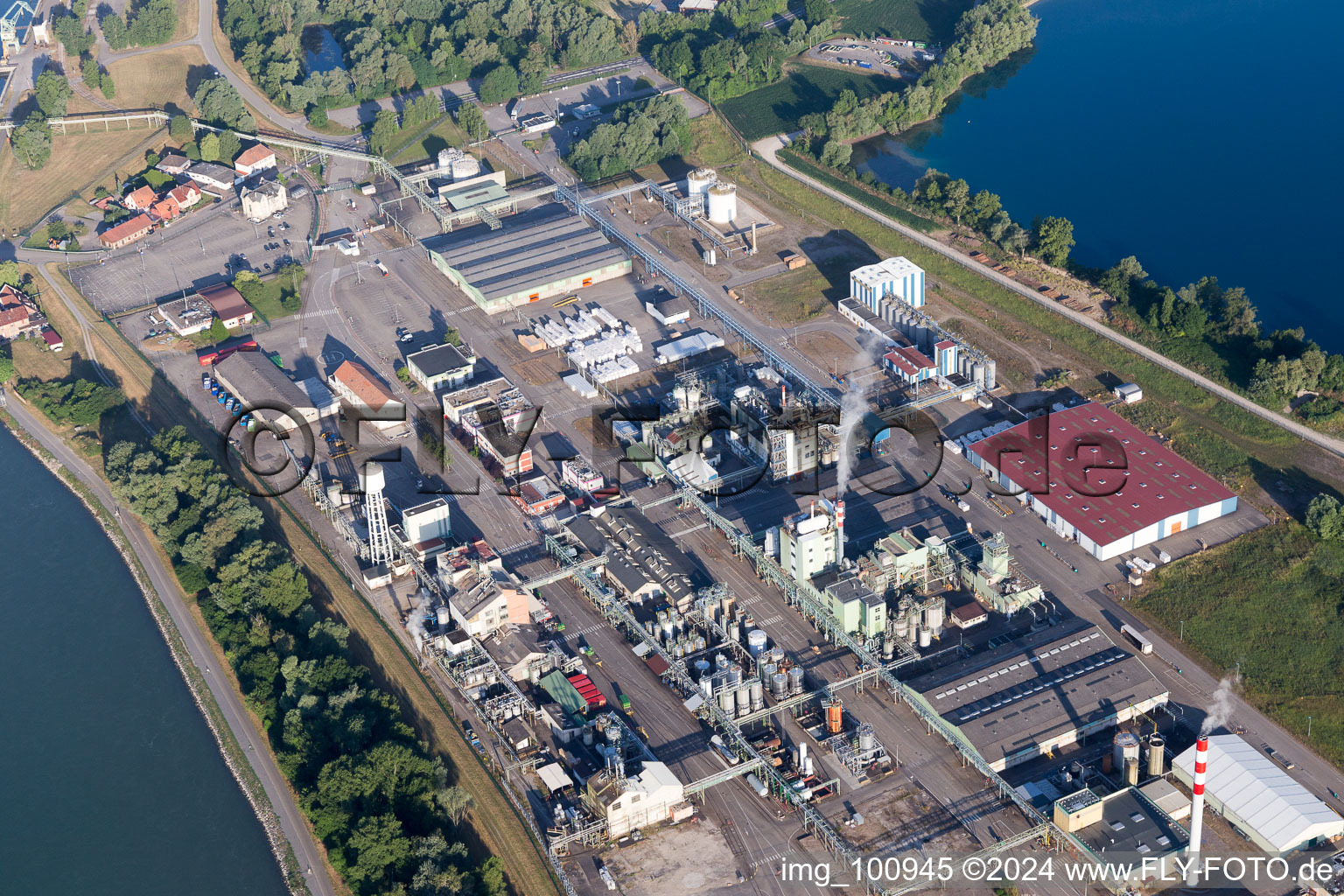 Luftaufnahme von Lauterbourg, Hafen im Bundesland Bas-Rhin, Frankreich