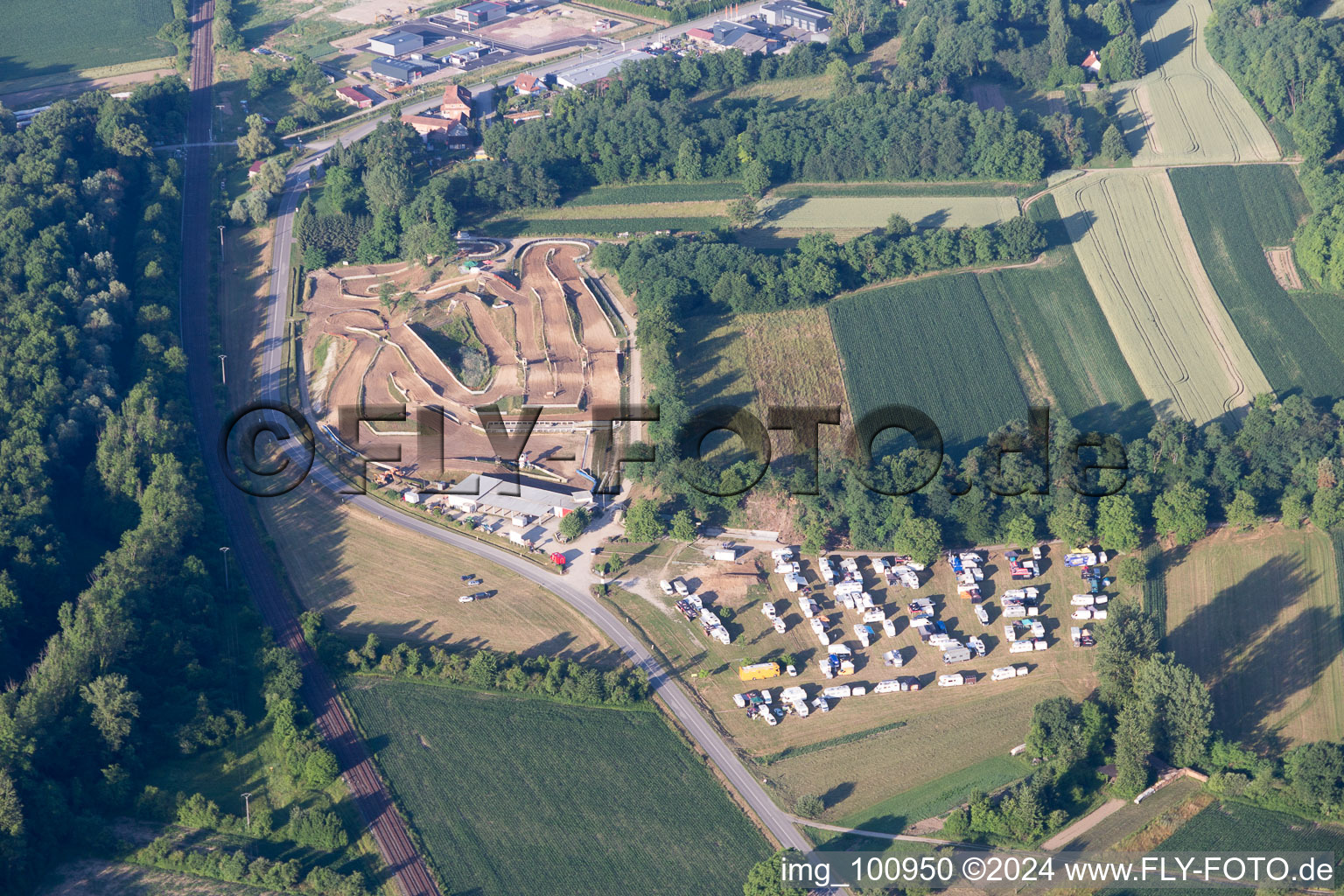 Schrägluftbild von Lauterbourg im Bundesland Bas-Rhin, Frankreich