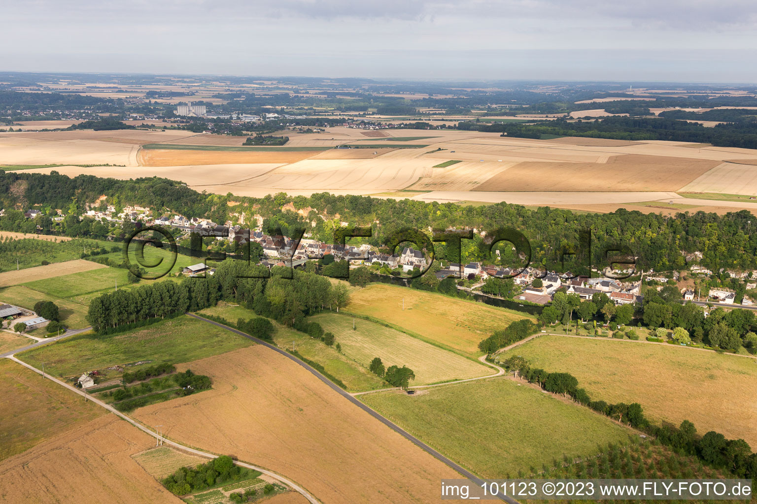 Saint-Rimay im Bundesland Loir-et-Cher, Frankreich vom Flugzeug aus