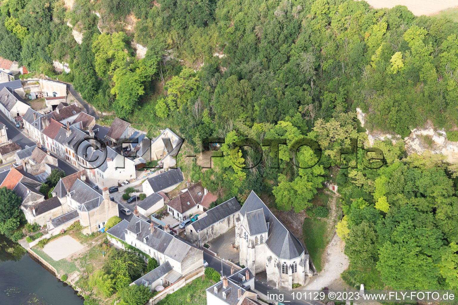 Saint-Rimay im Bundesland Loir-et-Cher, Frankreich von einer Drohne aus