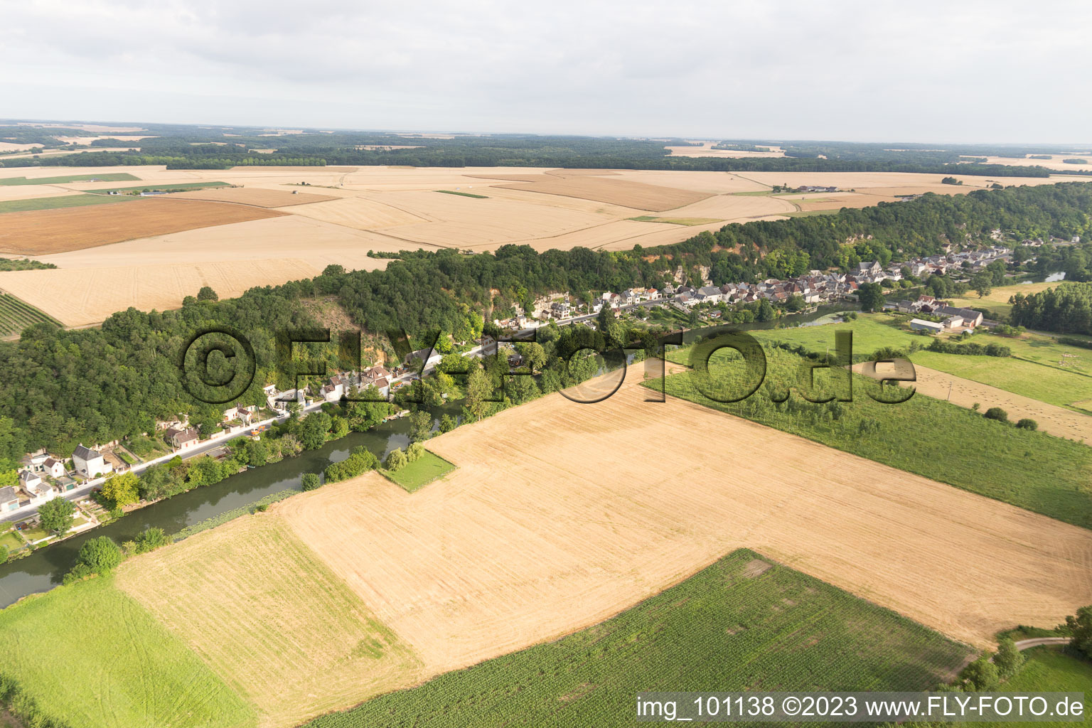 Saint-Rimay im Bundesland Loir-et-Cher, Frankreich aus der Luft