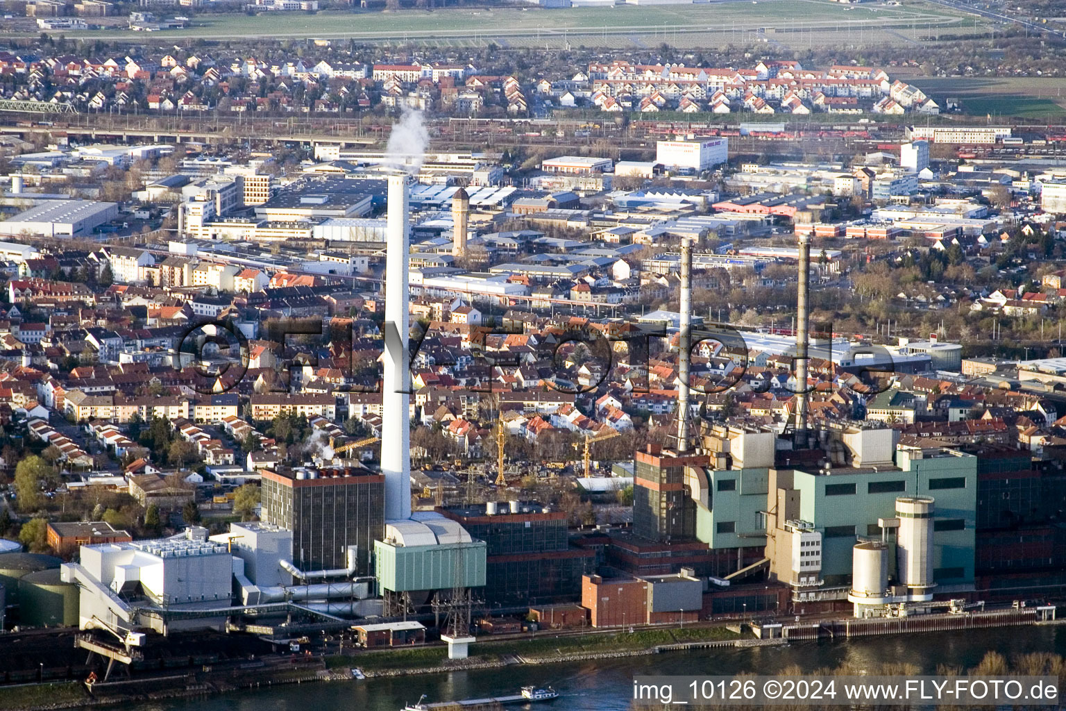 Luftbild von GKM von Süden im Ortsteil Neckarau in Mannheim im Bundesland Baden-Württemberg, Deutschland