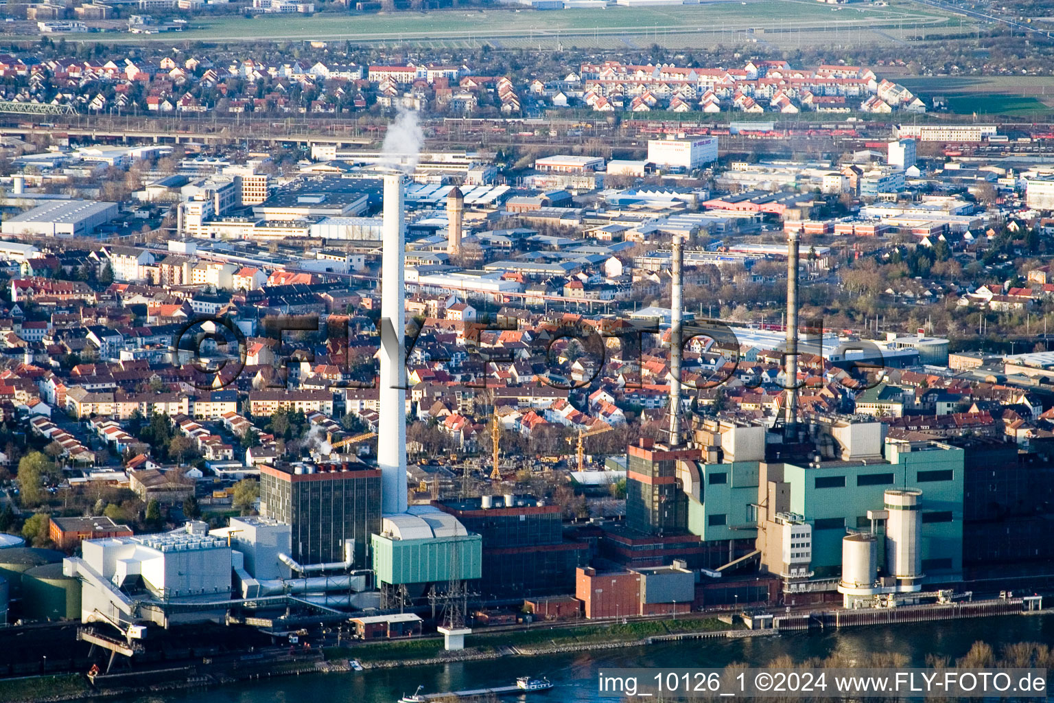 Luftaufnahme von GKM von Süden im Ortsteil Neckarau in Mannheim im Bundesland Baden-Württemberg, Deutschland