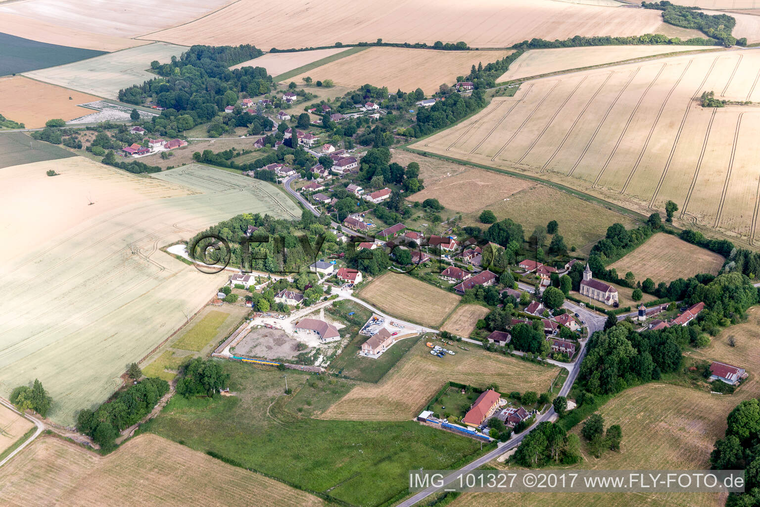 Luftaufnahme von Lirey im Bundesland Aube, Frankreich