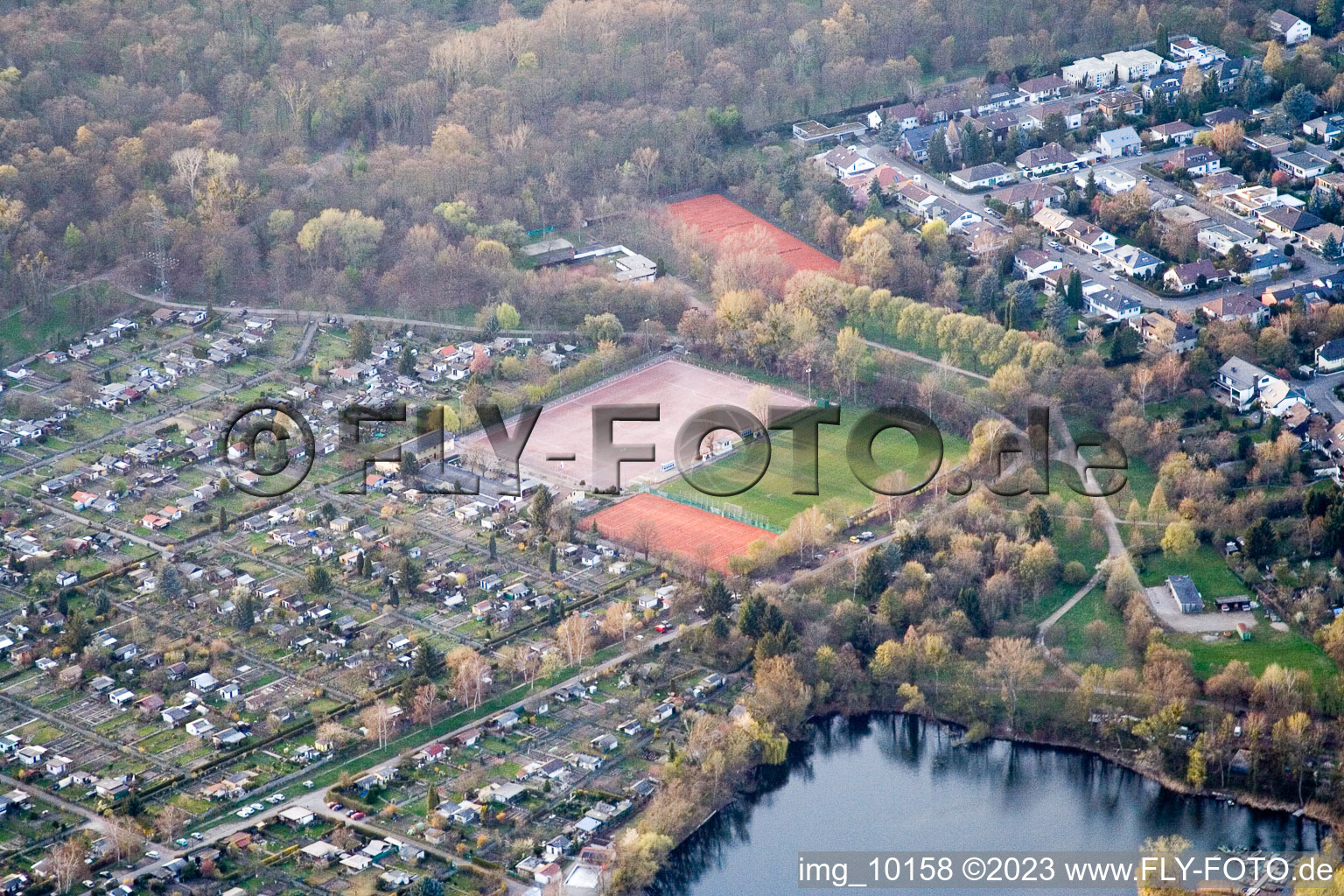 Luftbild von MFC 08 im Ortsteil Niederfeld in Mannheim im Bundesland Baden-Württemberg, Deutschland