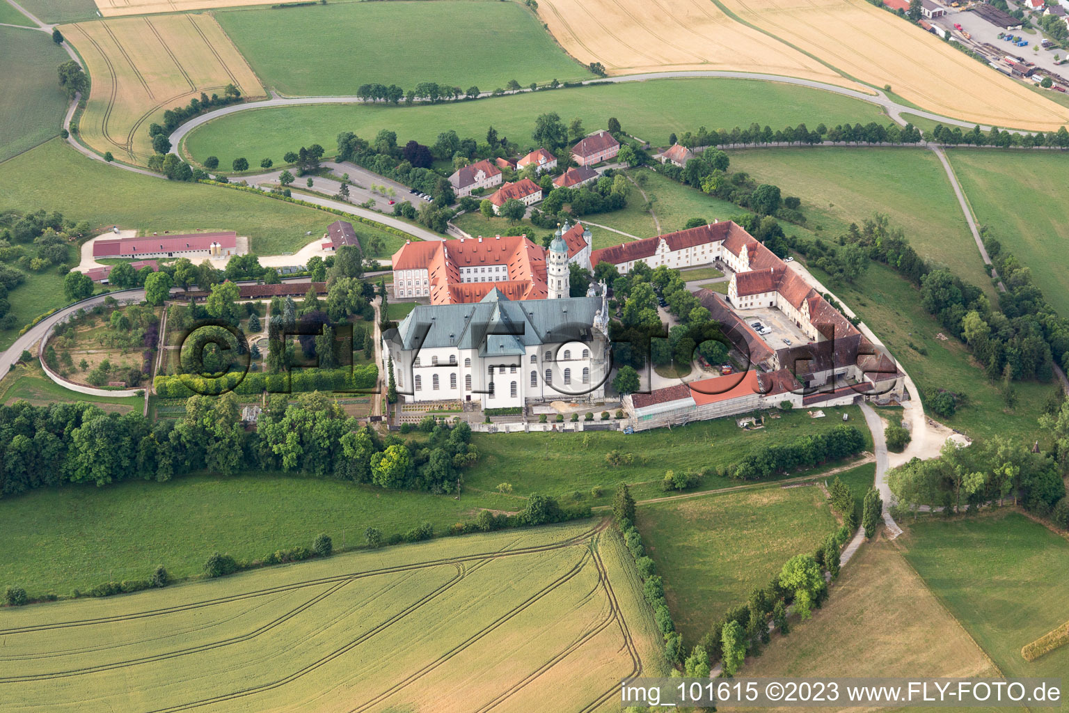 Neresheim, Kloster im Bundesland Baden-Württemberg, Deutschland