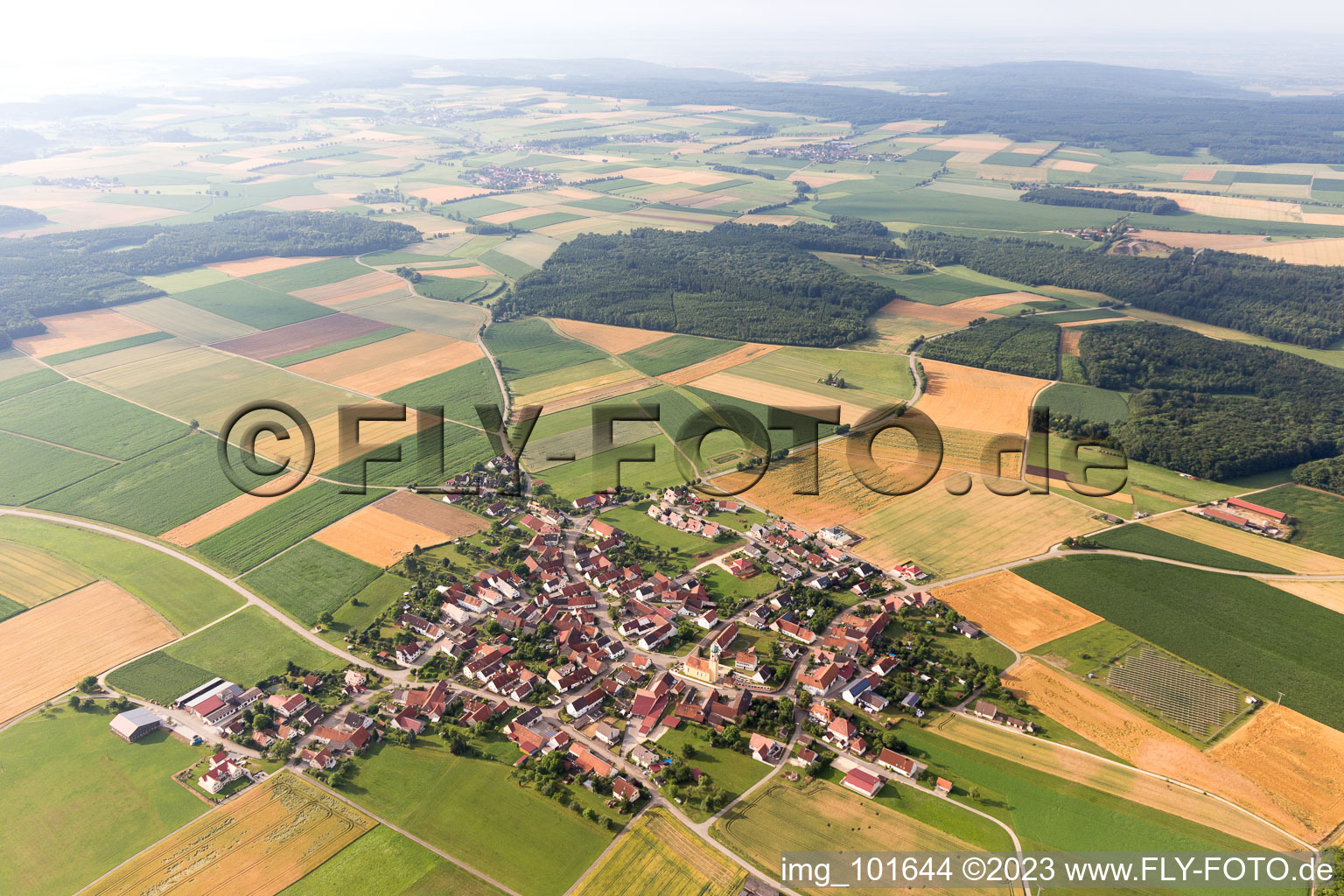 Luftaufnahme von Bollstadt im Bundesland Bayern, Deutschland