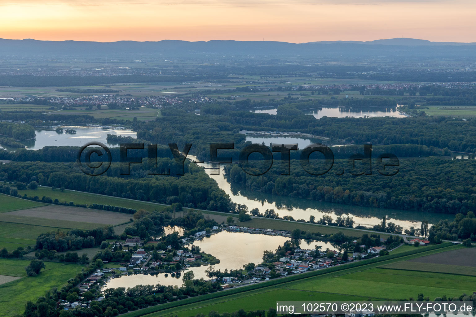 Luftbild von Ketsch im Bundesland Baden-Württemberg, Deutschland