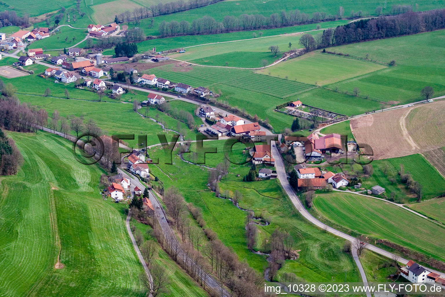 Luftbild von Ortsteil Hüttenthal in Mossautal im Bundesland Hessen, Deutschland