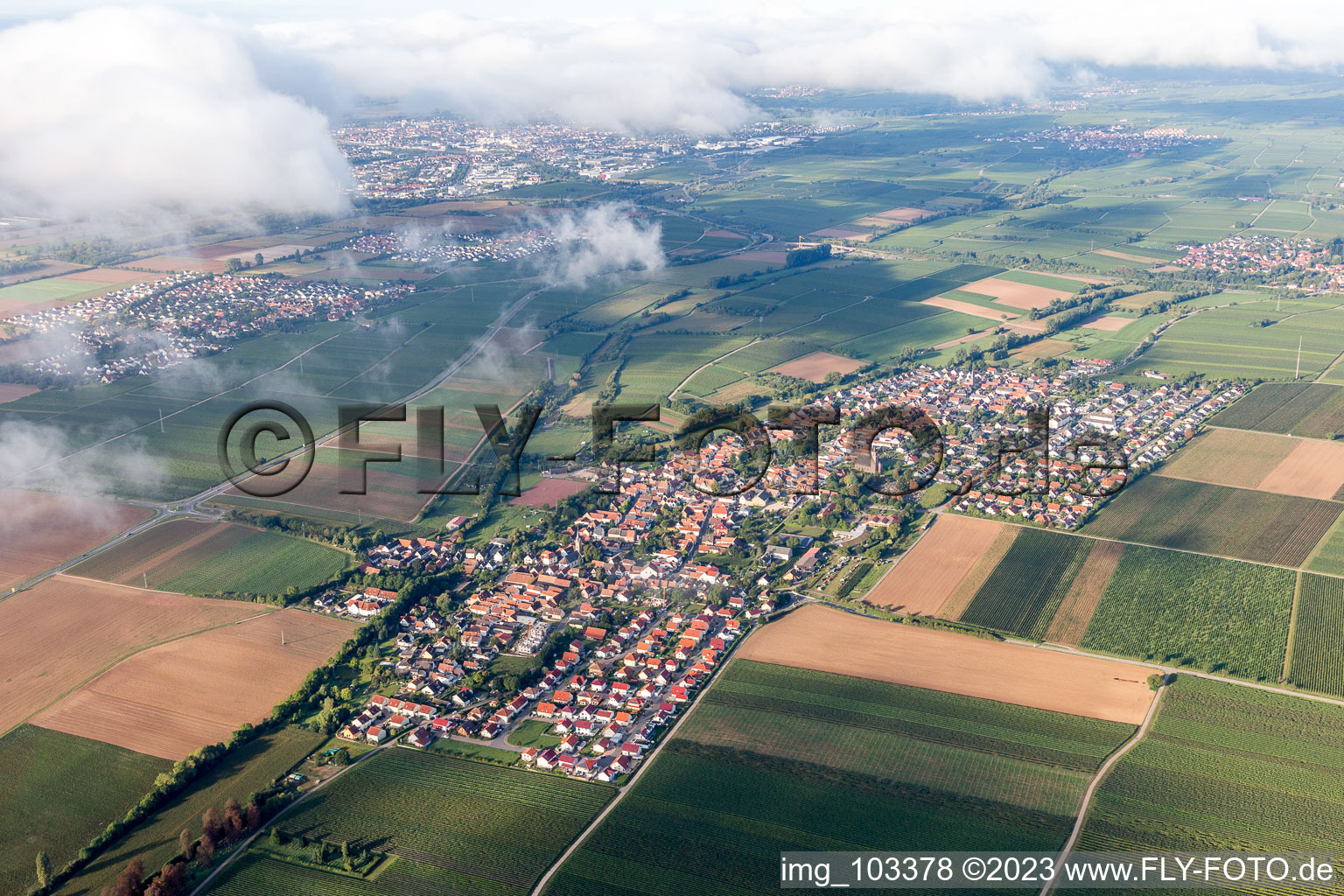 Luftaufnahme von Hochstadt im Bundesland Rheinland-Pfalz, Deutschland