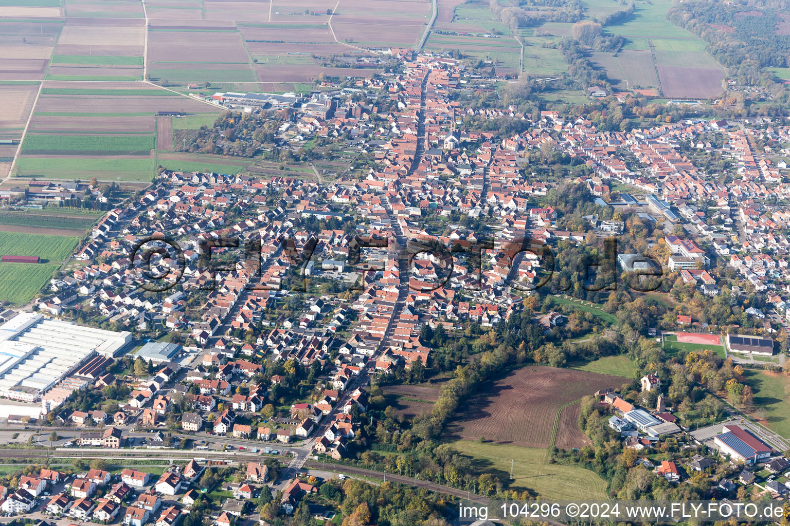 Luftbild von Bellheim im Bundesland Rheinland-Pfalz, Deutschland