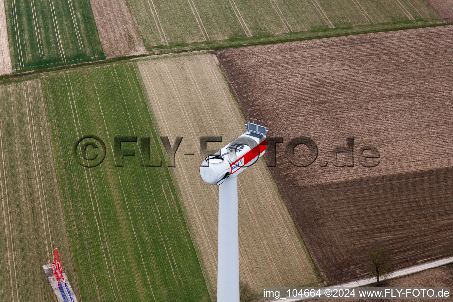 Baustelle des Windparks Freckenfeld der EnBW -für Windenergieanlage mit 6 Windrädern im Bundesland Rheinland-Pfalz, Deutschland von der Drohne aus gesehen
