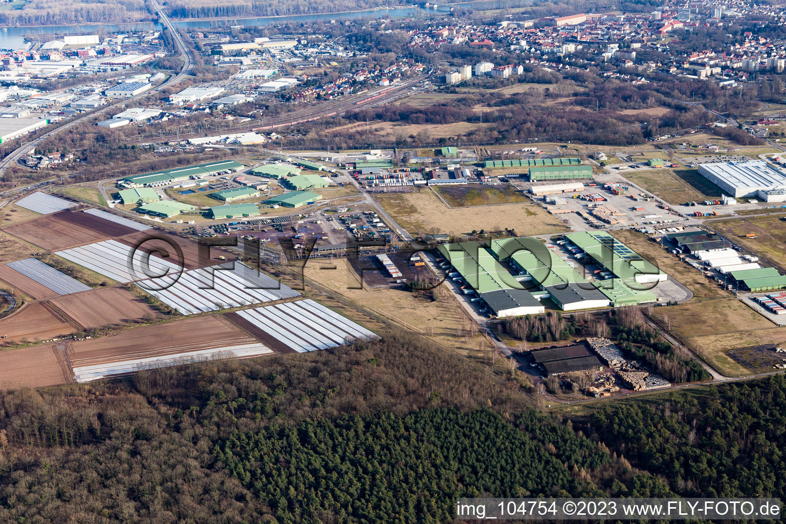 Luftbild von Germersheim, Army Depot im Bundesland Rheinland-Pfalz, Deutschland