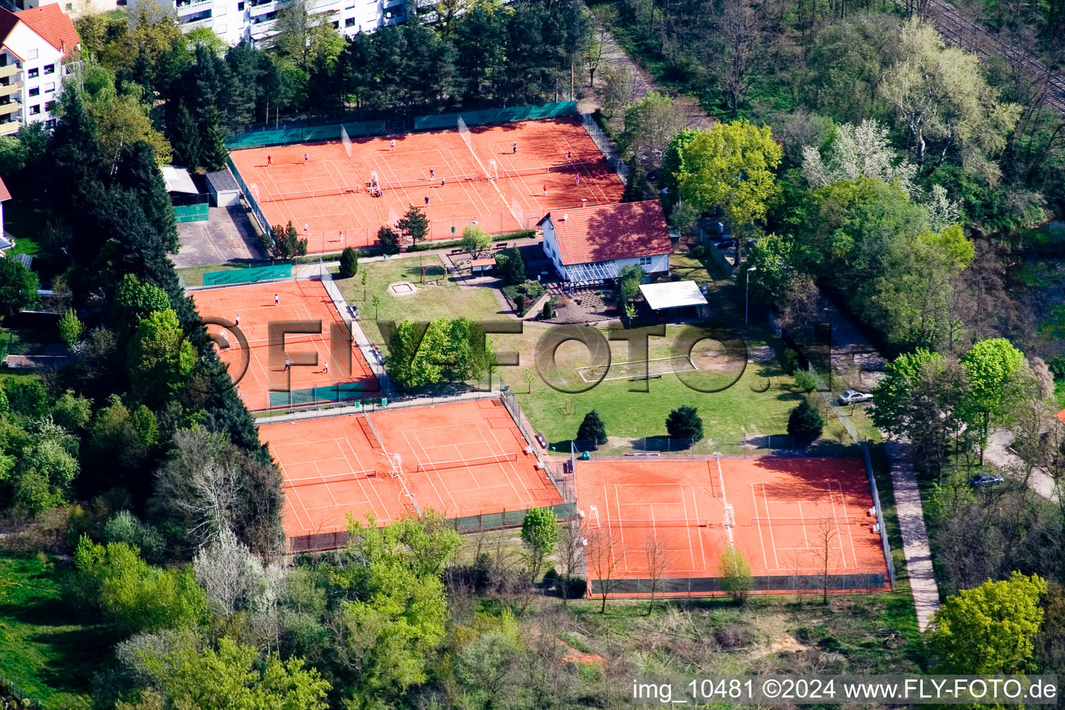 Luftaufnahme von Tennisclub in Jockgrim im Bundesland Rheinland-Pfalz, Deutschland