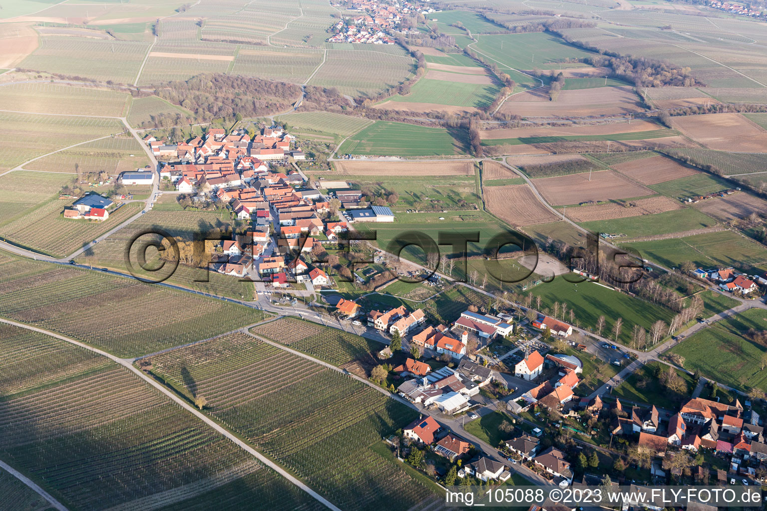 Ortsteil Drusweiler in Kapellen-Drusweiler im Bundesland Rheinland-Pfalz, Deutschland aus der Luft
