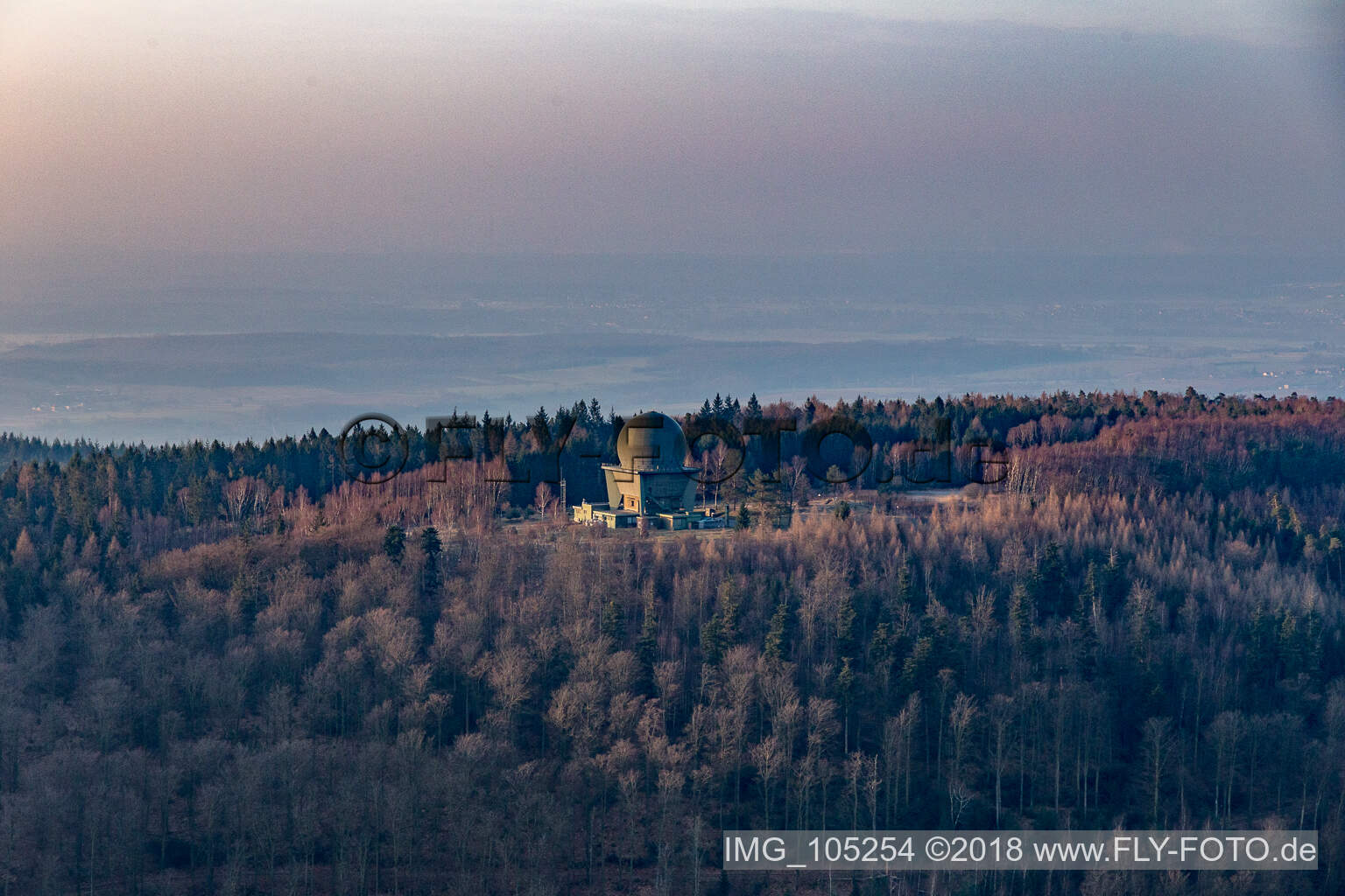 Luftbild von Radarstation in Lampertsloch im Bundesland Bas-Rhin, Frankreich