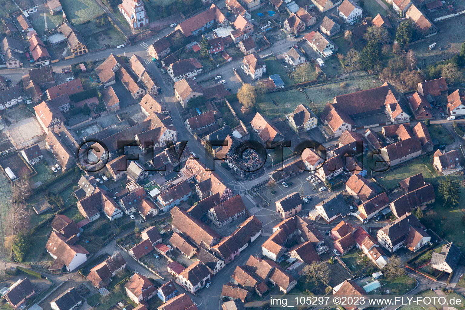 Luftaufnahme von Weinbourg im Bundesland Bas-Rhin, Frankreich