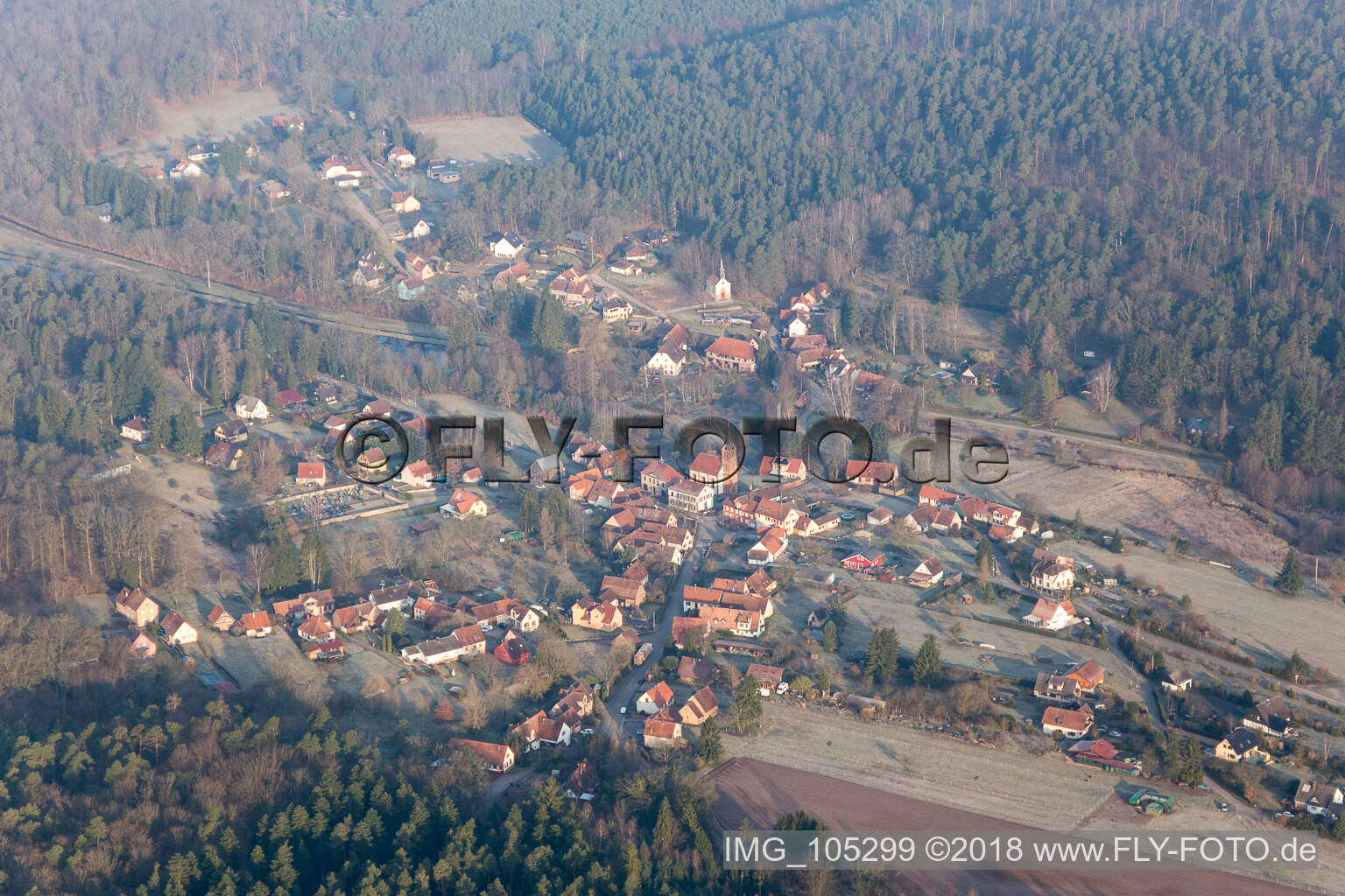 Luftaufnahme von Sparsbach im Bundesland Bas-Rhin, Frankreich