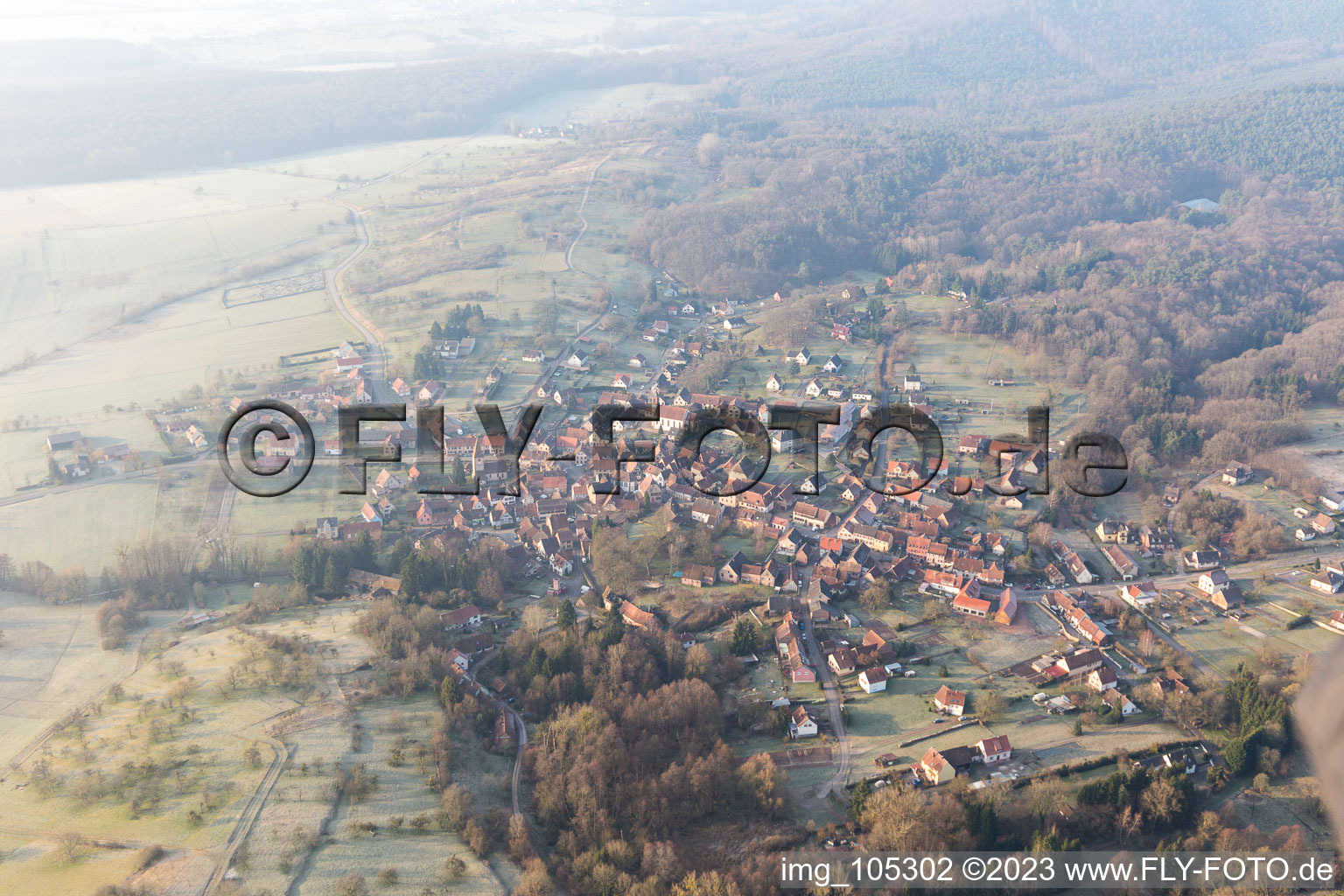 Luftbild von Weiterswiller im Bundesland Bas-Rhin, Frankreich