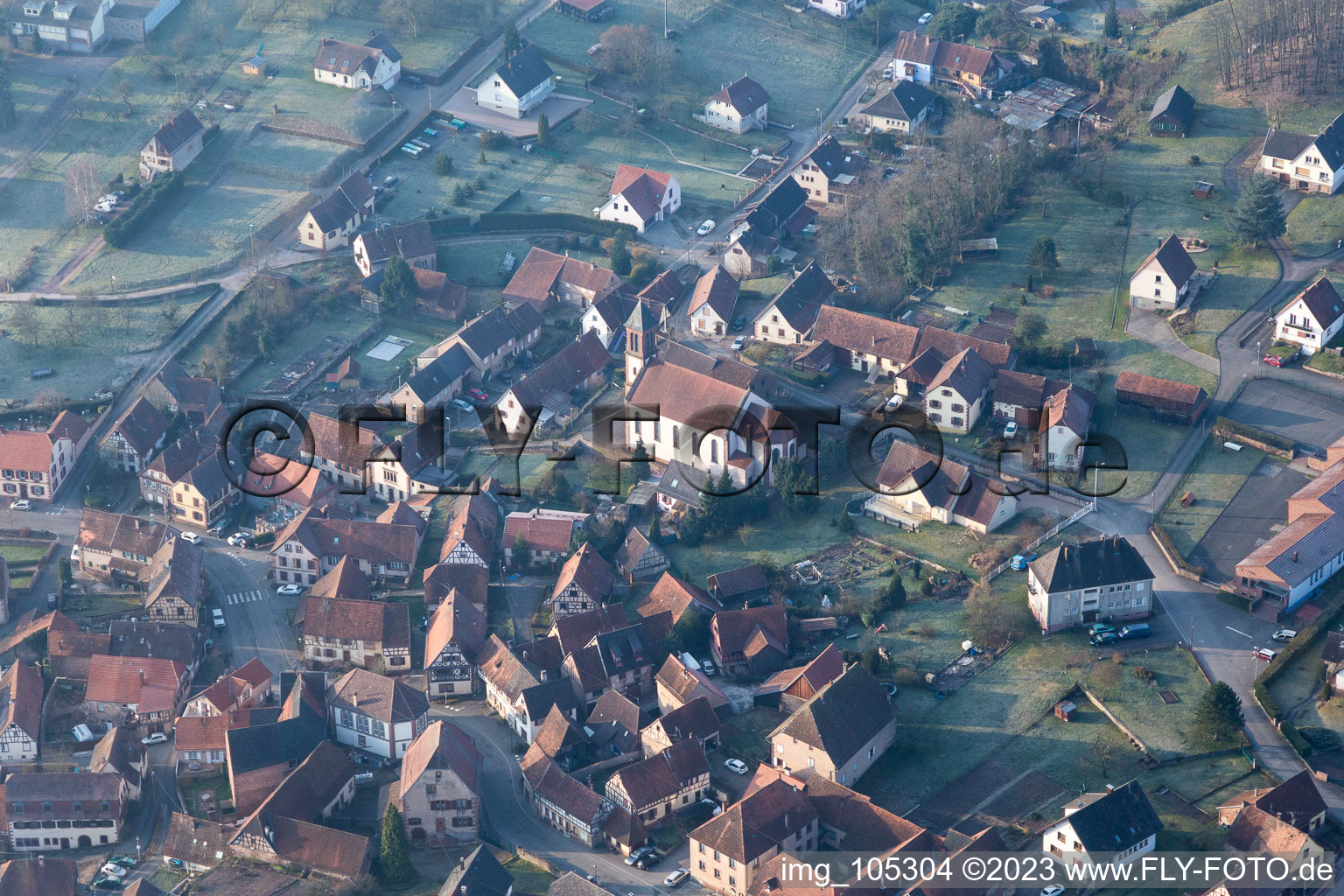 Luftaufnahme von Weiterswiller im Bundesland Bas-Rhin, Frankreich