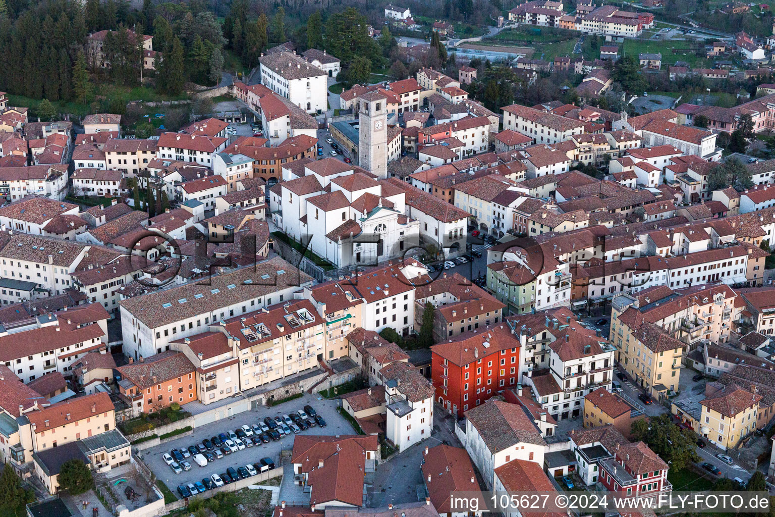 San Daniele del Friuli im Bundesland Friaul-Julisch Venetien, Italien aus der Vogelperspektive