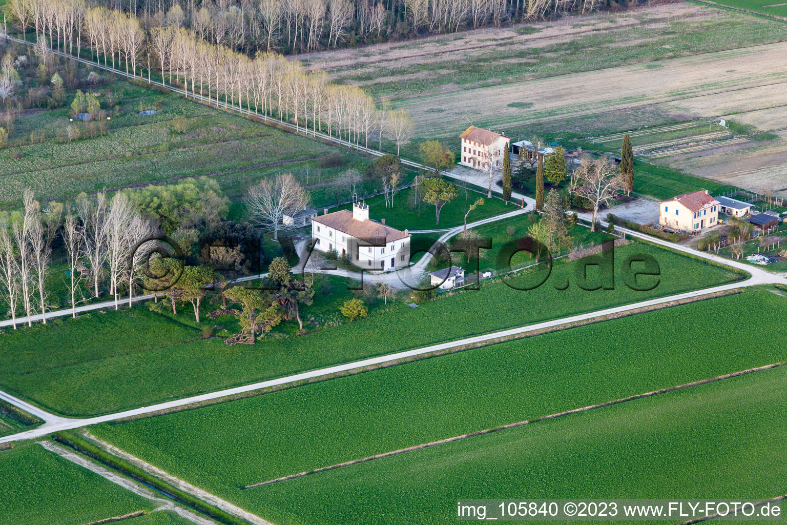 Luftbild von Palazzolo dello Stella im Bundesland Friaul-Julisch Venetien, Italien