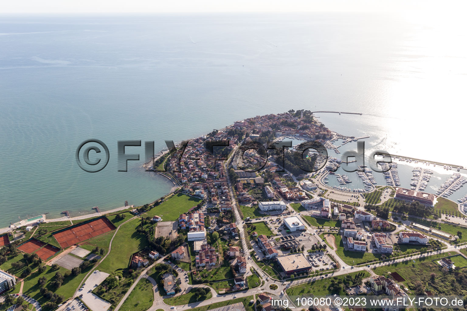 Luftbild von Karpinjan im Bundesland Istria, Kroatien