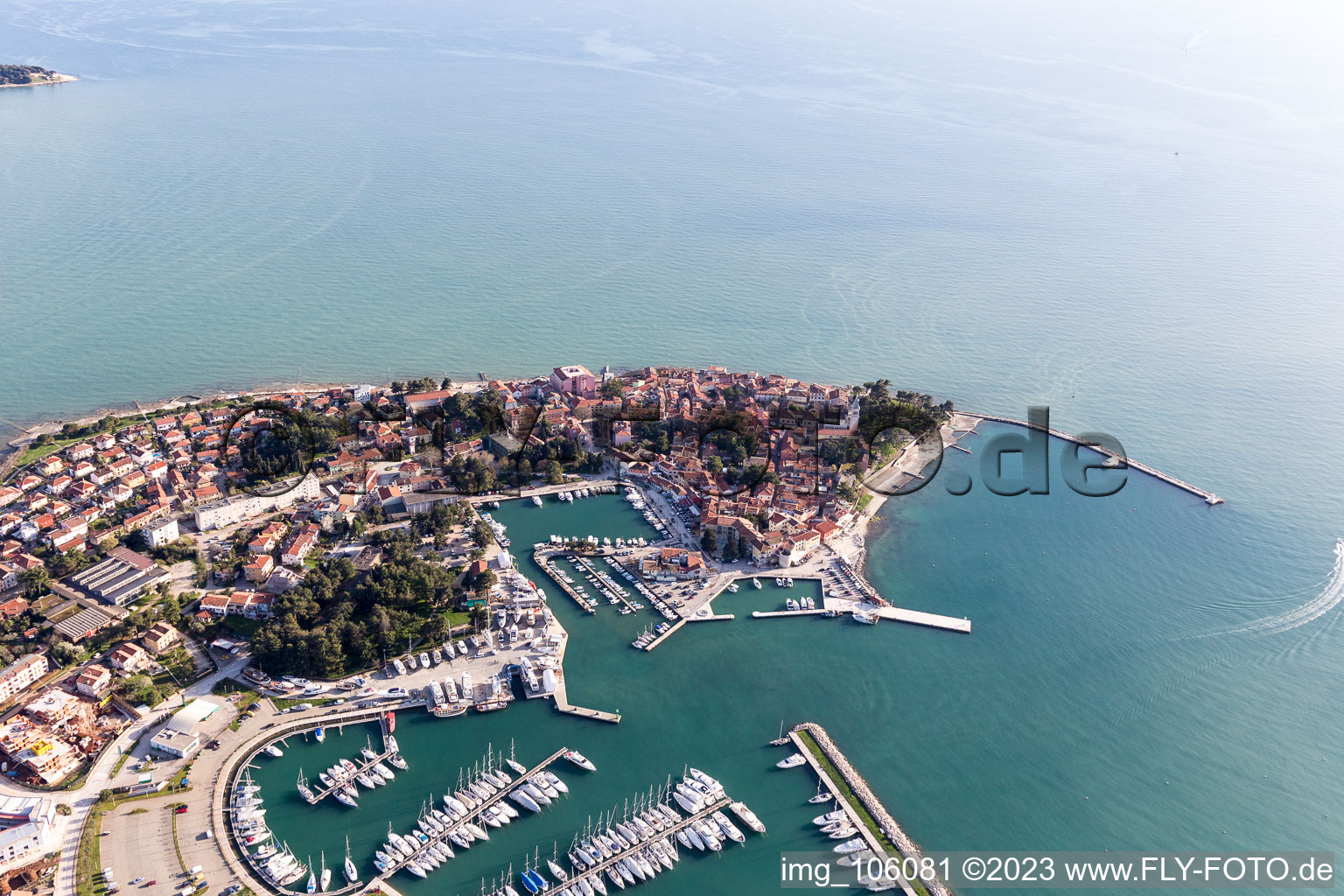 Luftaufnahme von Karpinjan im Bundesland Istria, Kroatien