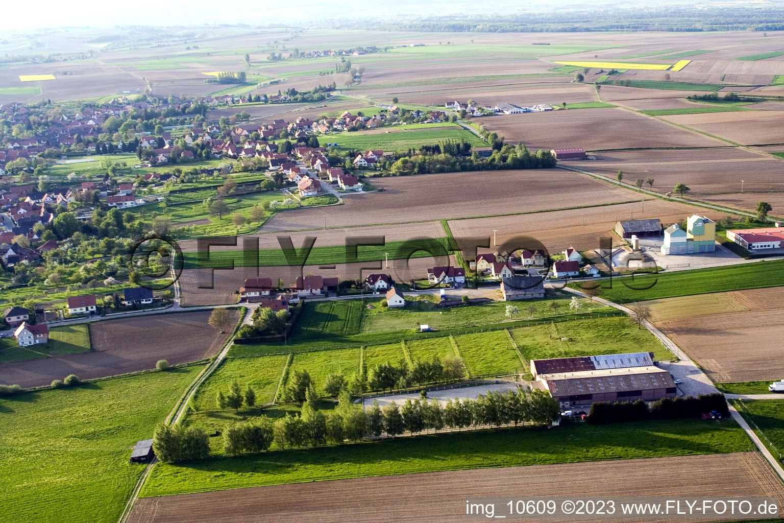 Luftbild von Niederseebach in Seebach im Bundesland Bas-Rhin, Frankreich
