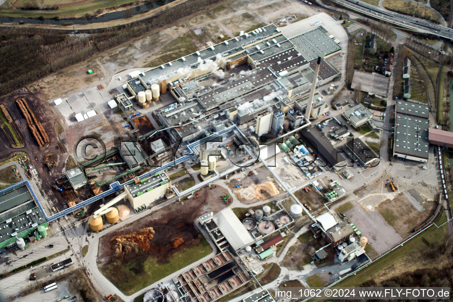 Luftbild von Papierfabrik Stora Enso im Ortsteil Knielingen in Karlsruhe im Bundesland Baden-Württemberg, Deutschland