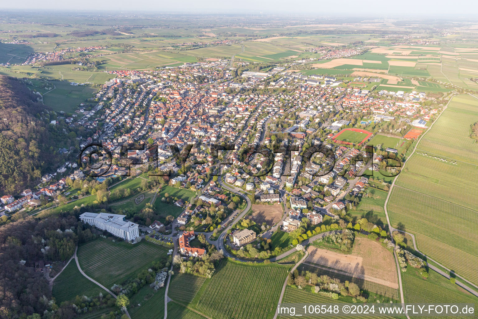 Luftaufnahme von Bad Bergzabern im Bundesland Rheinland-Pfalz, Deutschland