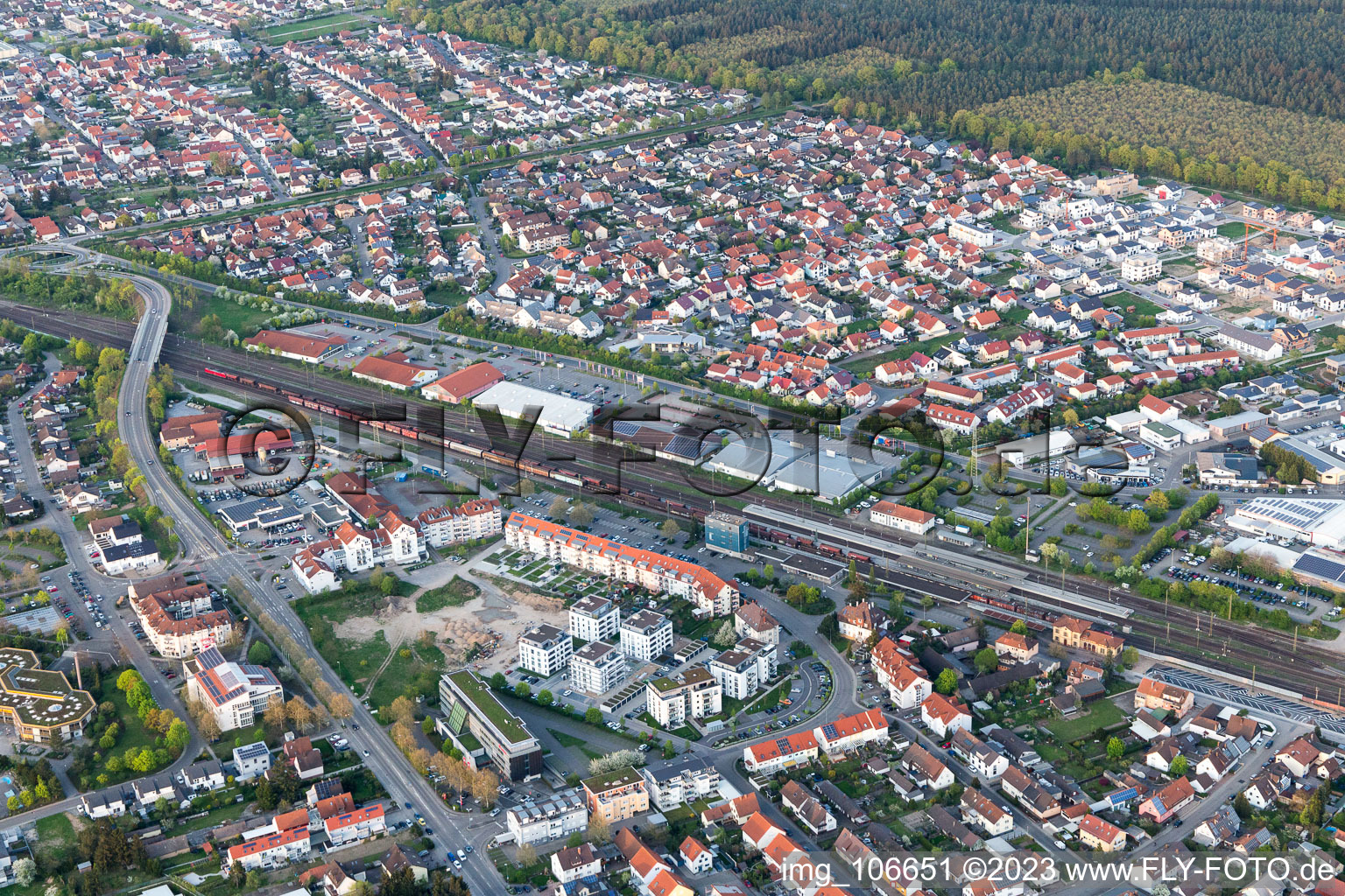 Luftbild von Bahnhofsring im Ortsteil Graben in Graben-Neudorf im Bundesland Baden-Württemberg, Deutschland