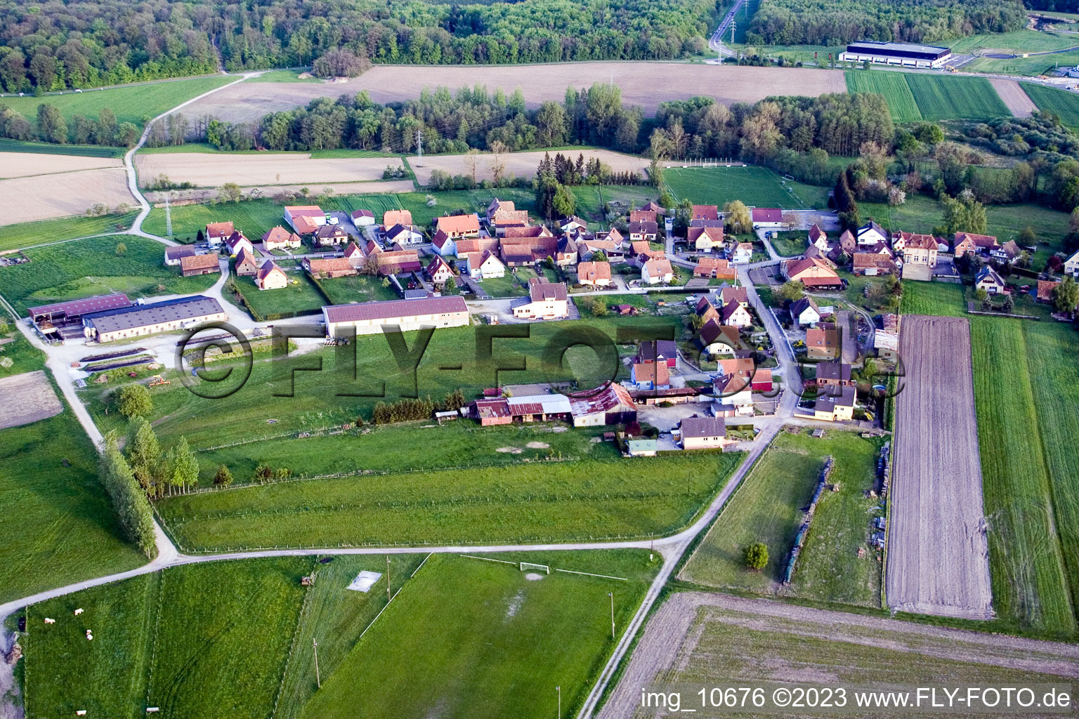 Luftaufnahme von Hegeney im Bundesland Bas-Rhin, Frankreich