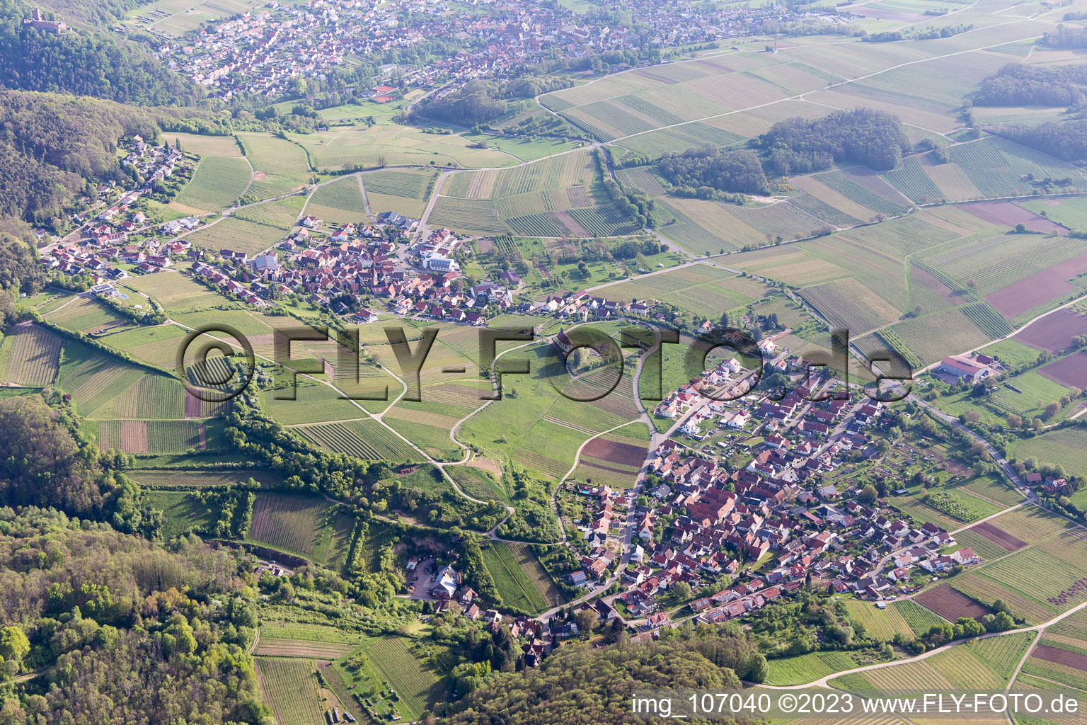Luftaufnahme von Ortsteil Gleiszellen in Gleiszellen-Gleishorbach im Bundesland Rheinland-Pfalz, Deutschland