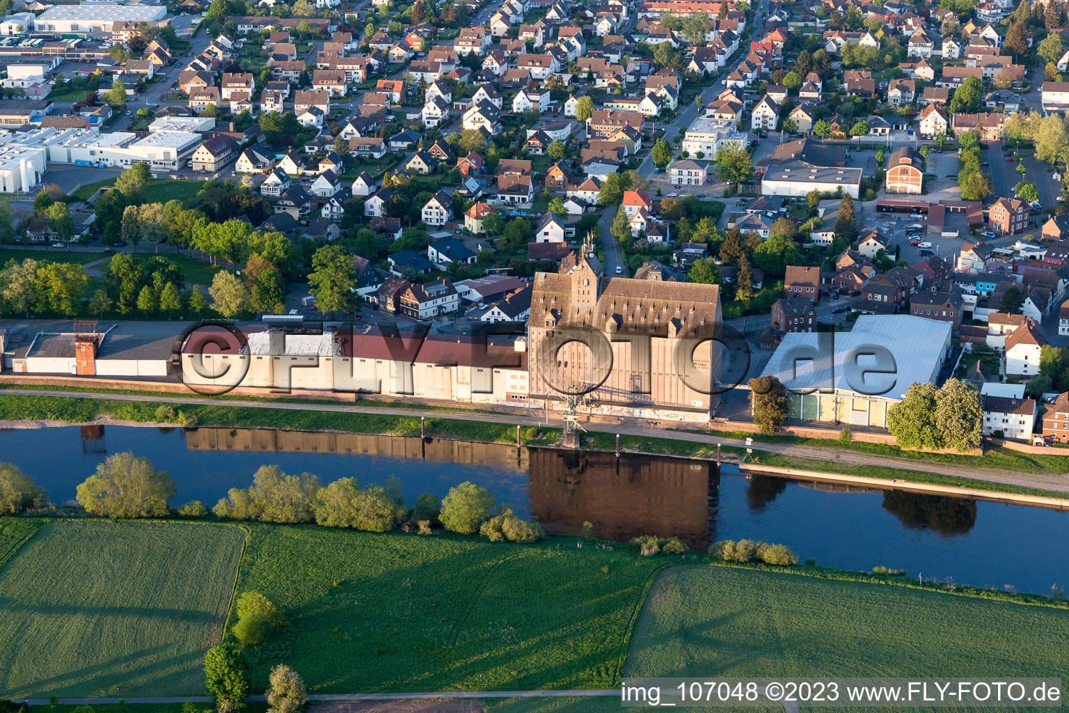 Schrägluftbild von Holzminden im Bundesland Niedersachsen, Deutschland