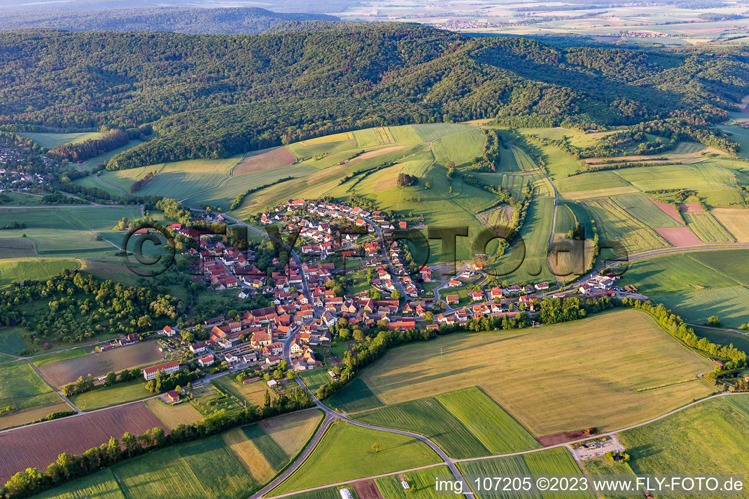 Luftaufnahme von Michelau im Steigerwald im Bundesland Bayern, Deutschland