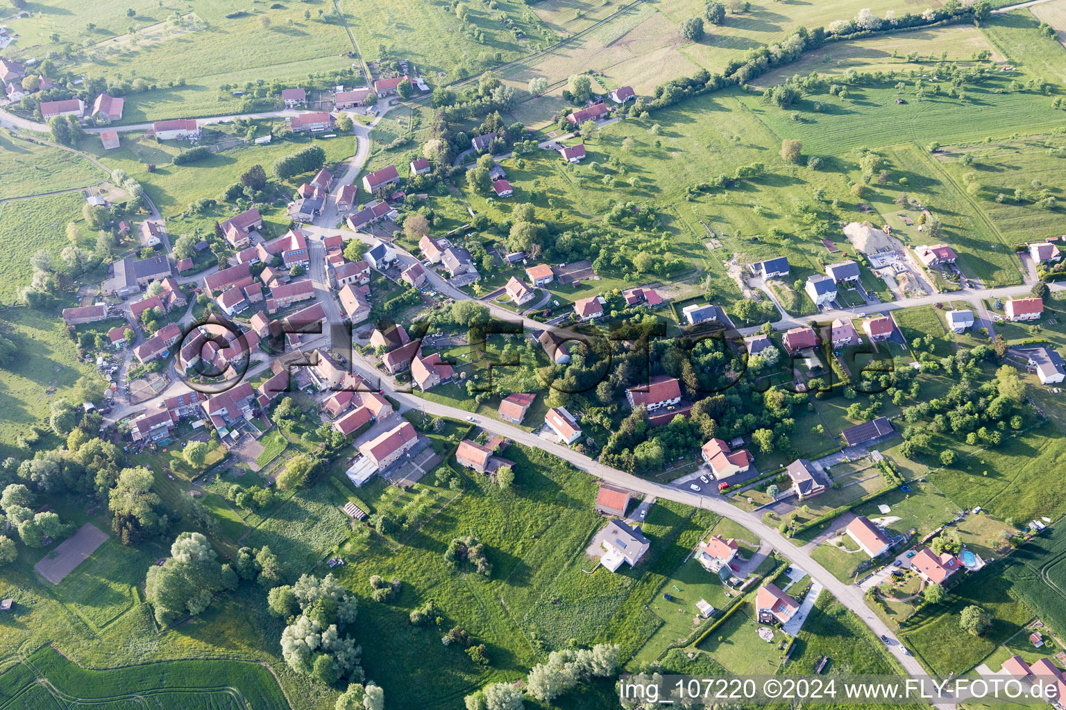 Luftbild von Hoelling im Bundesland Moselle, Frankreich