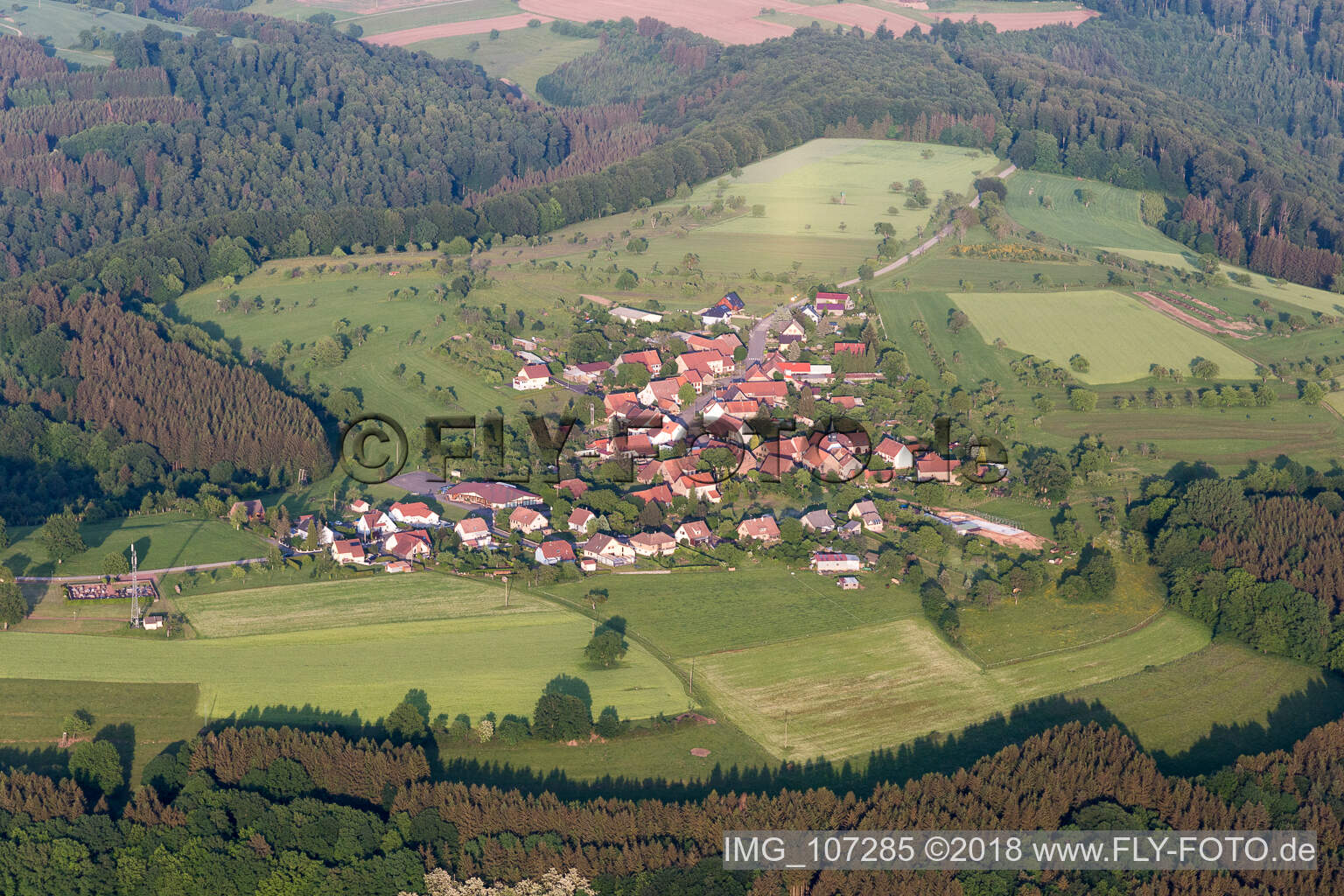 Luftbild von Hinsbourg im Bundesland Bas-Rhin, Frankreich