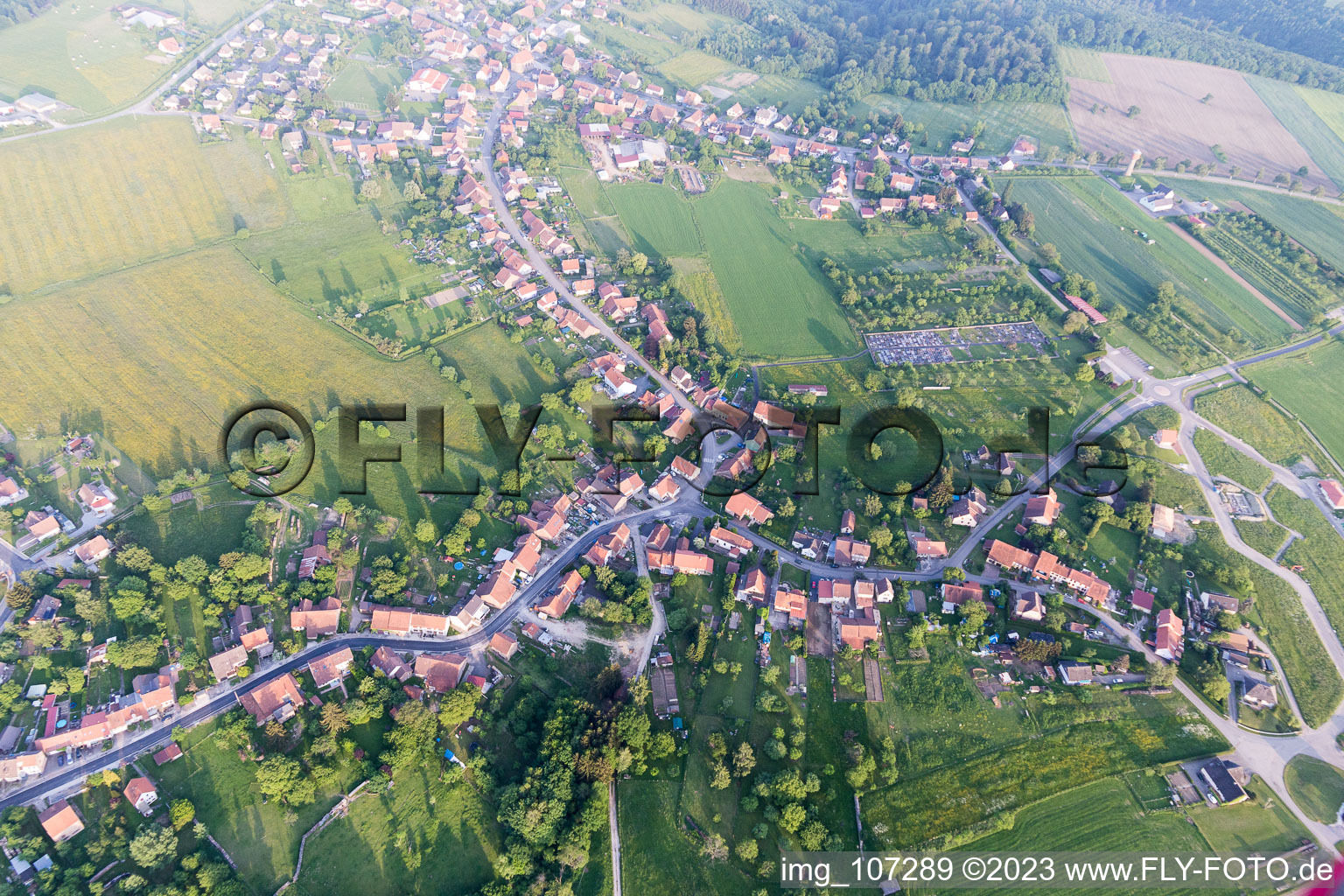 Luftbild von Petersbach im Bundesland Bas-Rhin, Frankreich