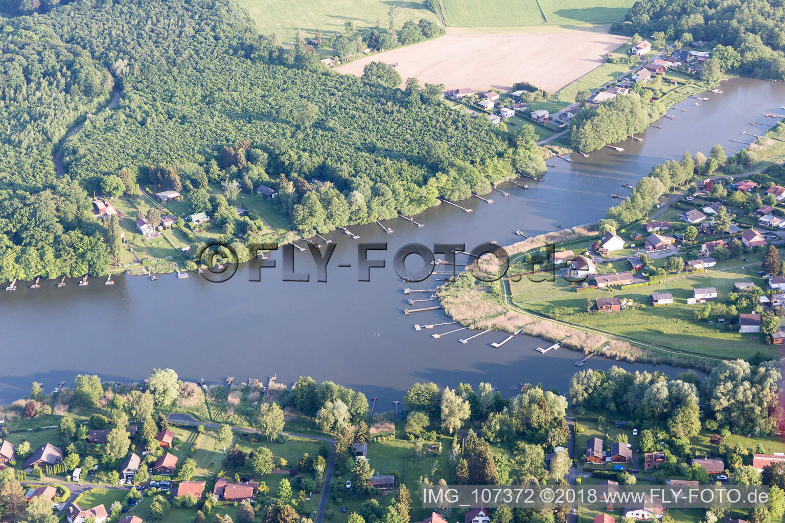 Luftaufnahme von Étang des Marais in Hilsprich im Bundesland Moselle, Frankreich