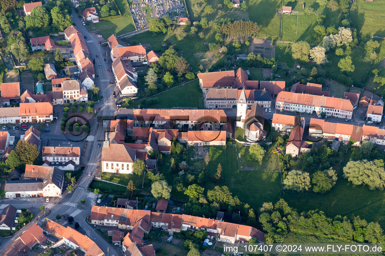 Luftaufnahme von Harskirchen im Bundesland Bas-Rhin, Frankreich