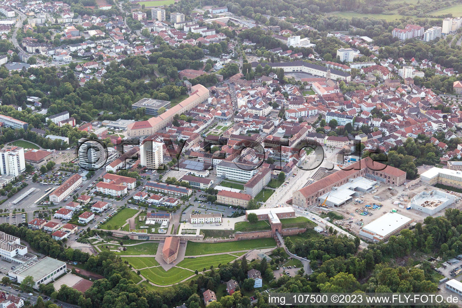 Germersheim im Bundesland Rheinland-Pfalz, Deutschland von oben